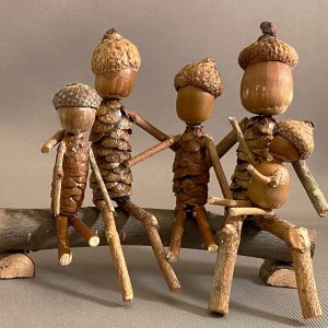 Family Portrait - Acorns, Pinecones, and Twigs - instagram.com/amyvulf Amy Vulfovich - Family Portrait - Acorns, Pinecones, and Twigs - instagram.com/amyvulf